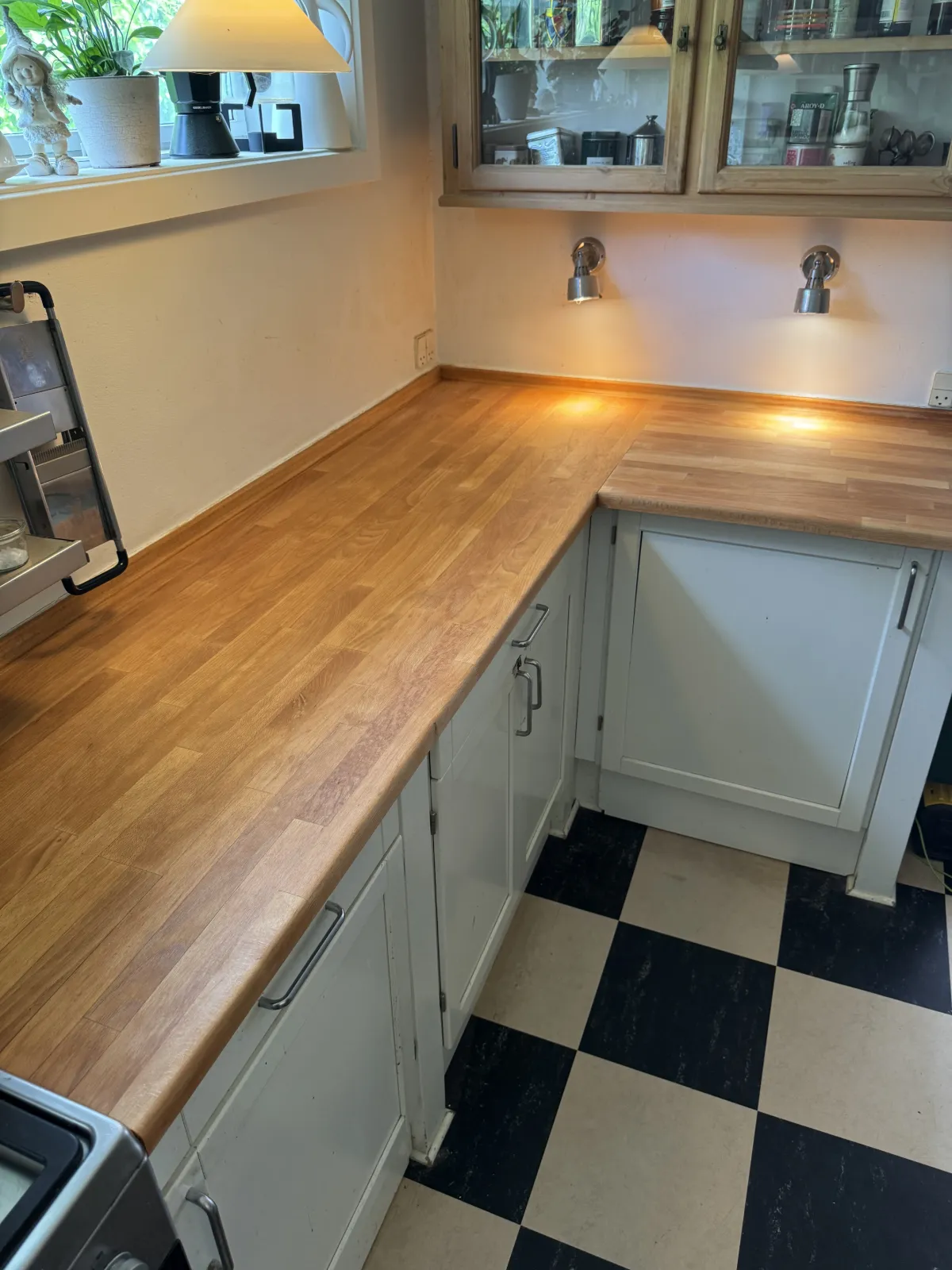 Efter — Renovering af køkkenbord og Cumaru terrasse i Rødovre