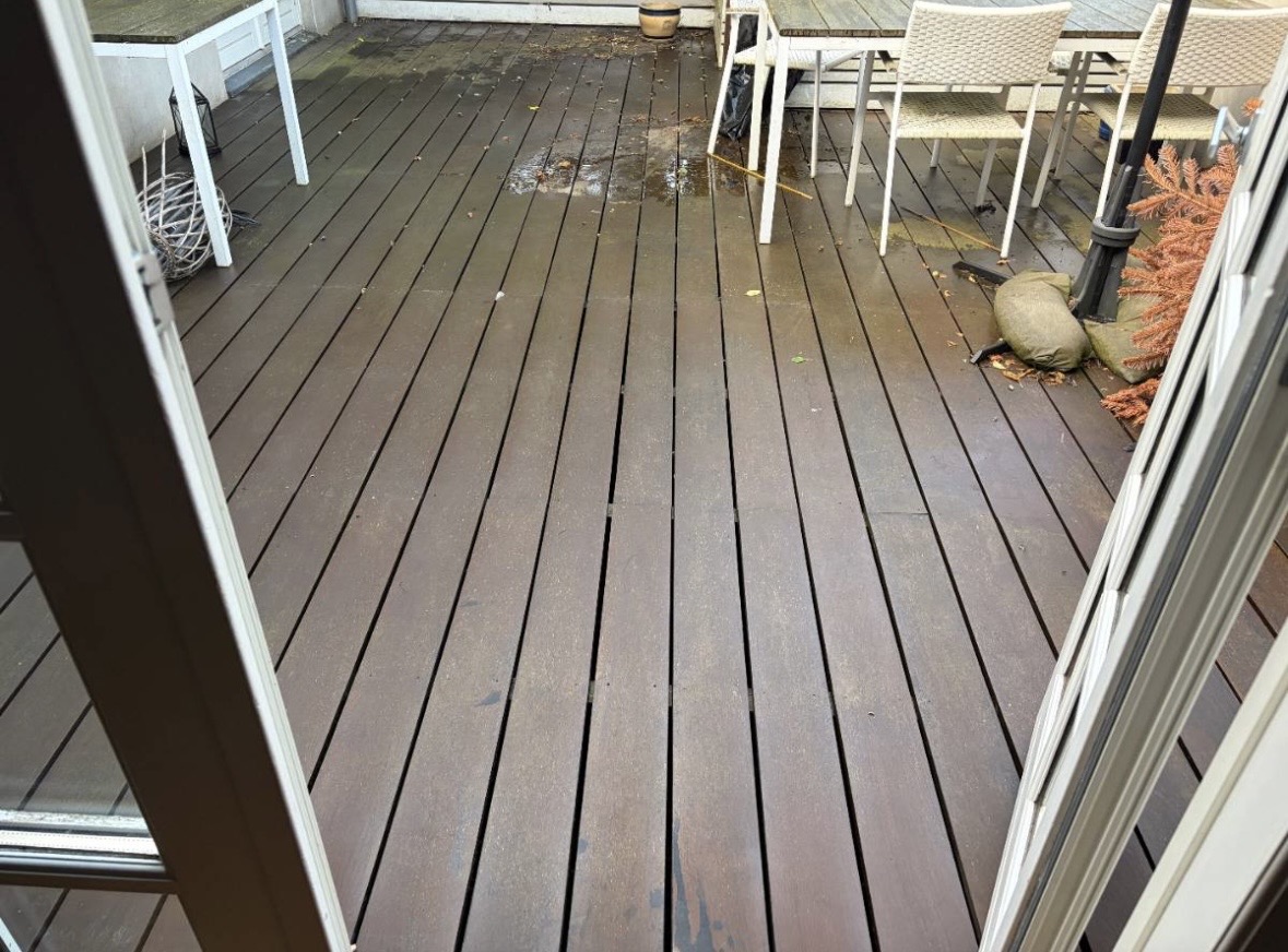 Før — Renovering af køkkenbord og Cumaru terrasse i Rødovre — billede 2