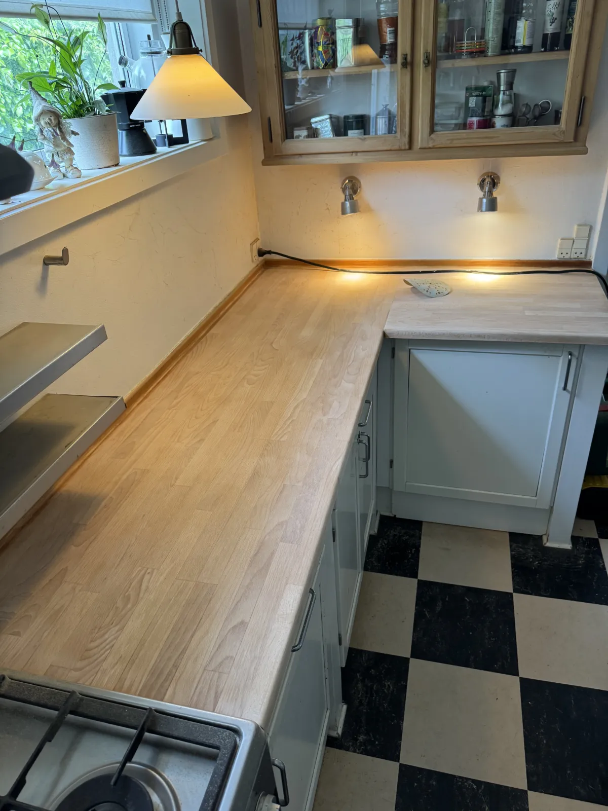 Før — Renovering af køkkenbord og Cumaru terrasse i Rødovre