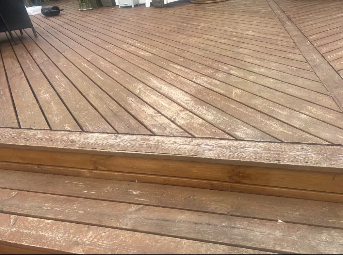 Før — Terrasse afslibning i Gilleleje — billede 2